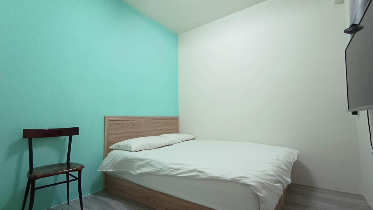 Fengchia Bichon B&B Taichung Exterior photo